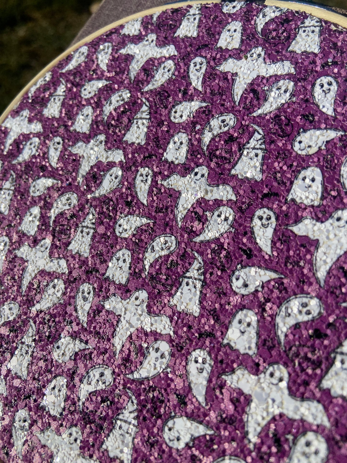 Ghosties Display Hoop (6 inch)